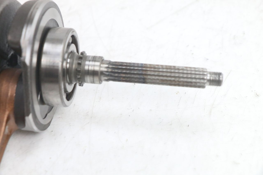 photo de ALBERO MOTORE YAMAHA YP MAJESTY 125 (1998 - 2001) - Altra angolazione