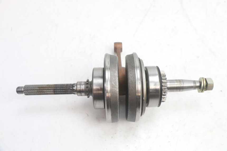 photo de ALBERO MOTORE YAMAHA YP MAJESTY 125 (1998 - 2001) - Dettagli dei punti di fissaggio