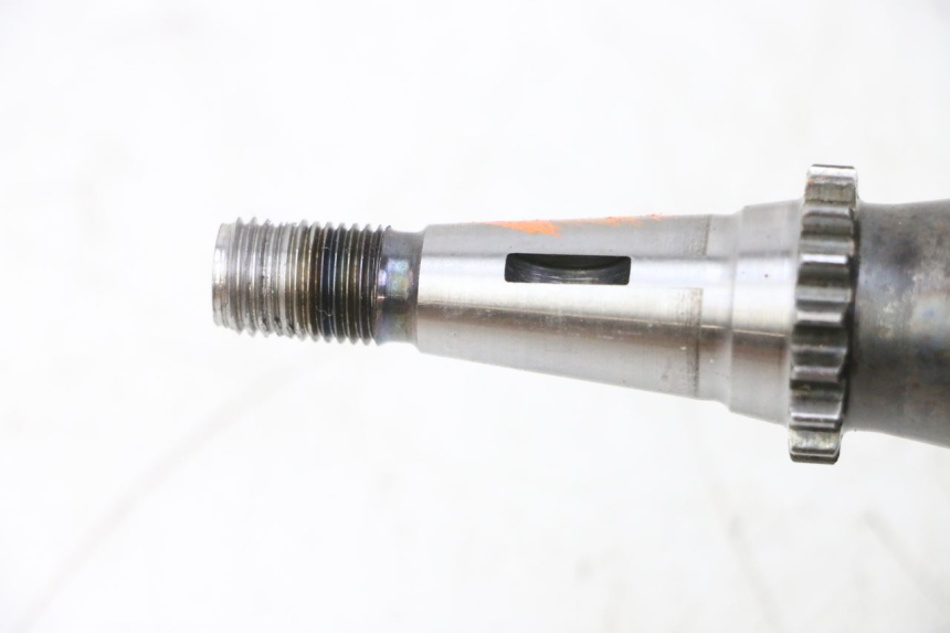 photo de ALBERO MOTORE YAMAHA YZF YZ-F 450 (2014 - 2016) - Marcature e riferimenti originali