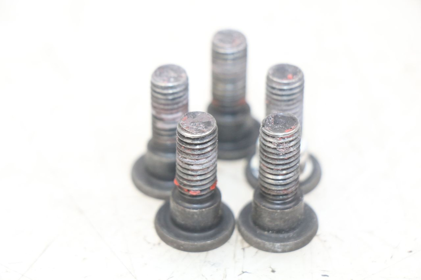 photo de VIS DISCO DEL FRENO KYMCO AGILITY 16+ 4T 50 (2018 - 2023) - Primo piano tecnico