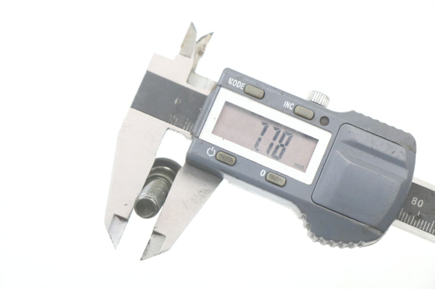 photo de BULLONE DEL DISCO DEL FRENO KYMCO AGILITY 4T 50 (2005 - 2018) - Primo piano tecnico