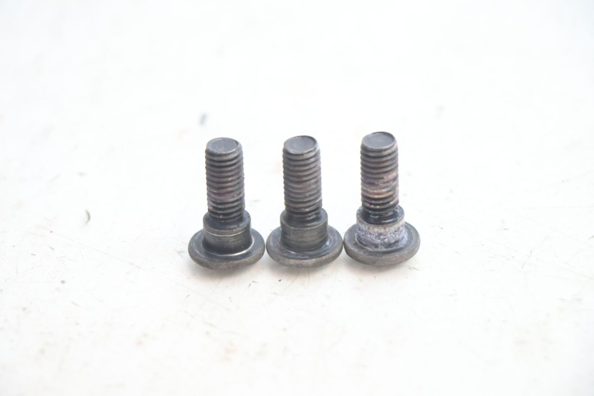 photo de VIS DISCO DEL FRENO KYMCO AGILITY 4T 50 (2018 - 2022) - Zoom sullo stato d'uso