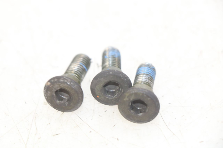 photo de VIS DISCO DEL FRENO KYMCO AGILITY NAKED RENOUVO 2T 50 (2011 - 2018) - Altra angolazione