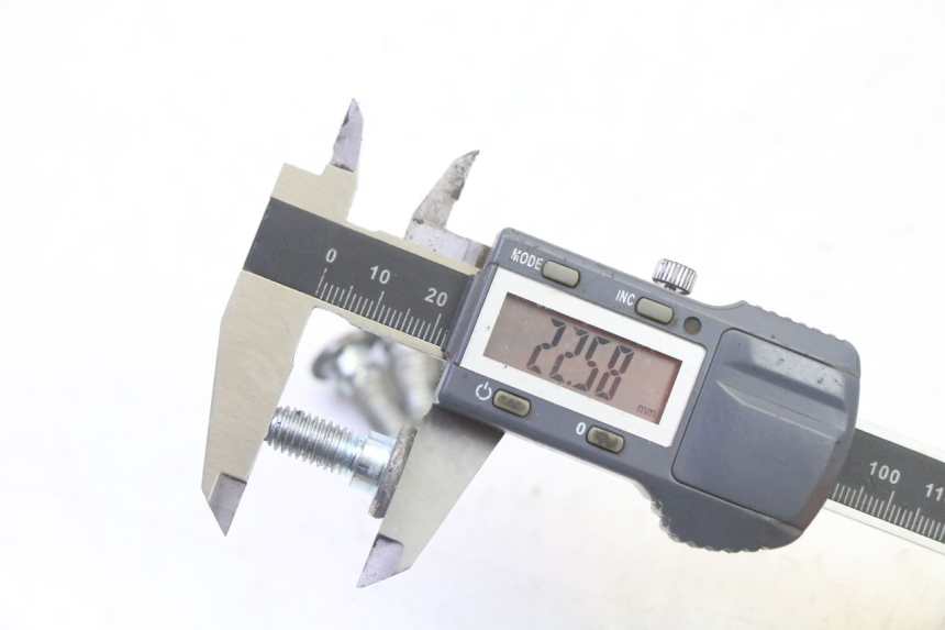 photo de BULLONE DEL DISCO DEL FRENO HYOSUNG GV AQUILA 125 (2000 - 2009) - Altra angolazione