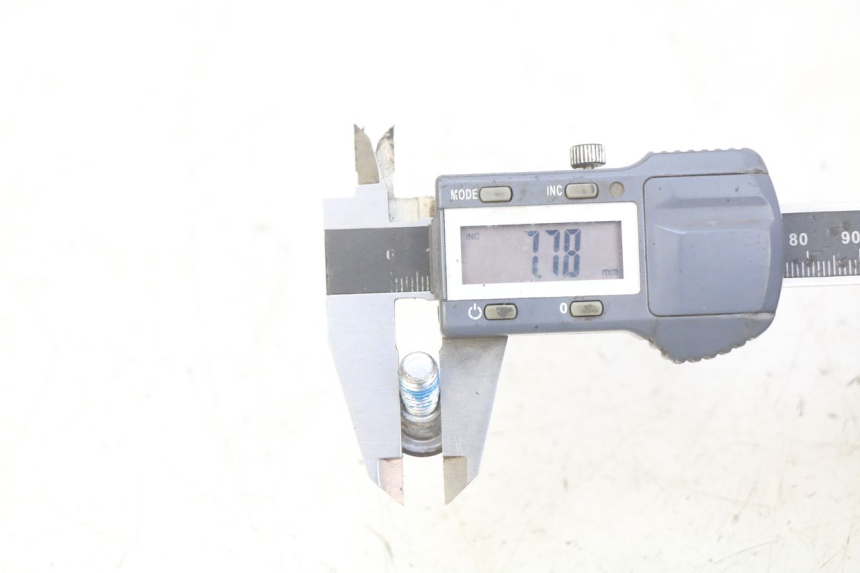 photo de VIS DISCO DEL FRENO SUZUKI BURGMAN 650 (2002 - 2004) - Dettaglio del componente