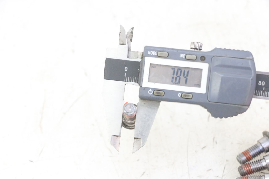 photo de BULLONE DEL DISCO DEL FRENO HONDA CBF 500 (2004 - 2007) - Altra angolazione