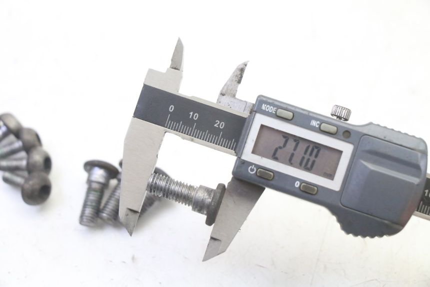 photo de BULLONE DEL DISCO DEL FRENO HONDA CBR RR FIREBLADE 900 (1992 - 1994) - Altra angolazione