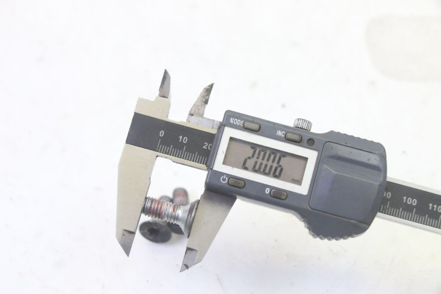 photo de BULLONE DEL DISCO DEL FRENO PEUGEOT CITYSTAR 50 (2013 - 2017) - Dettagli dei punti di fissaggio