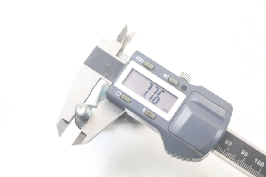 photo de VIS DISCO DEL FRENO MBK FLAME X 125 (2004 - 2007) - Primo piano tecnico