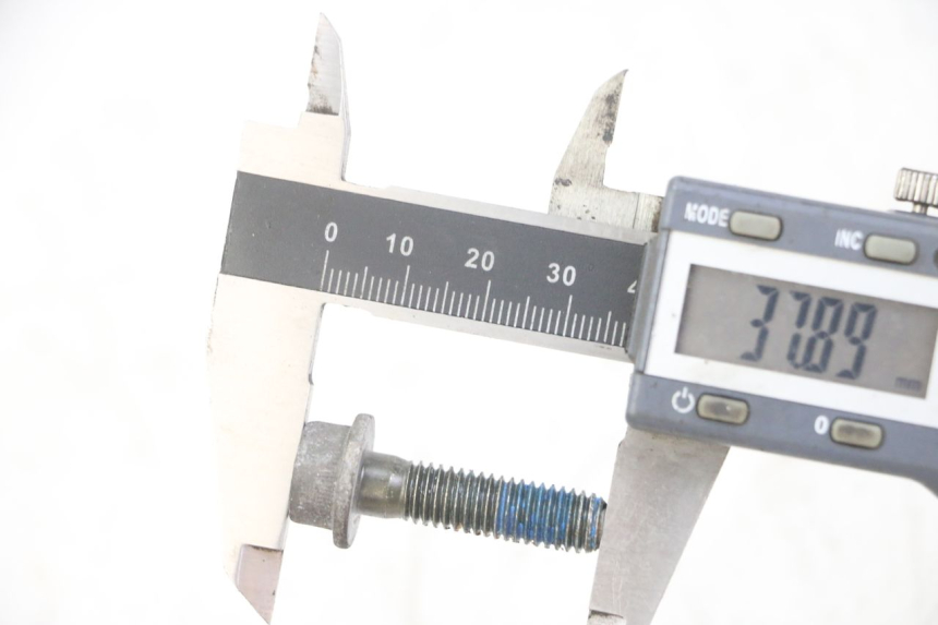 photo de VITE DISCO FRENANTE SUZUKI GS GSE 500 (2001 - 2003) - Primo piano tecnico