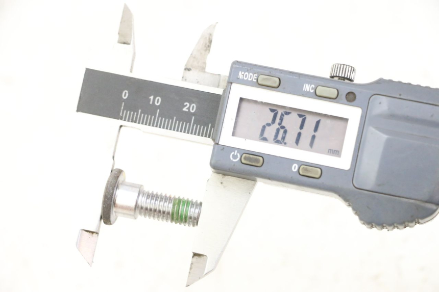 photo de BULLONE DEL DISCO DEL FRENO HONDA FES S-WING SWING ABS 125 (2007 - 2015) - Zoom sullo stato d'uso