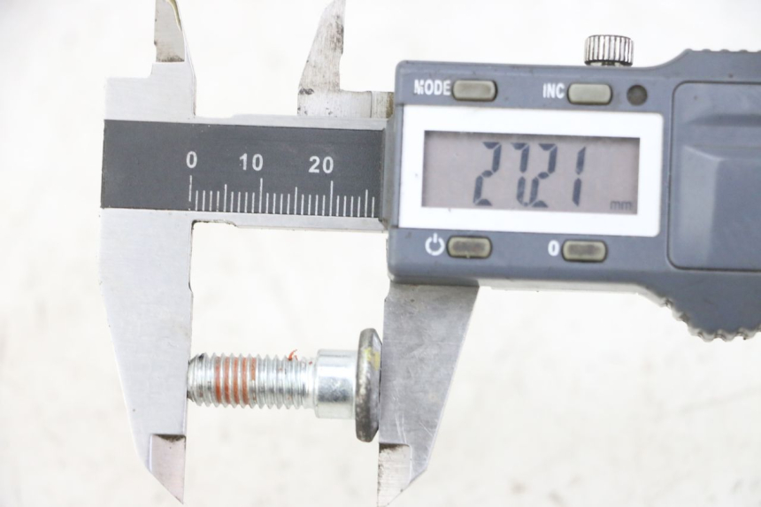 photo de BULLONE DEL DISCO DEL FRENO HONDA FORZA 125 (2021 - 2025) - Primo piano tecnico