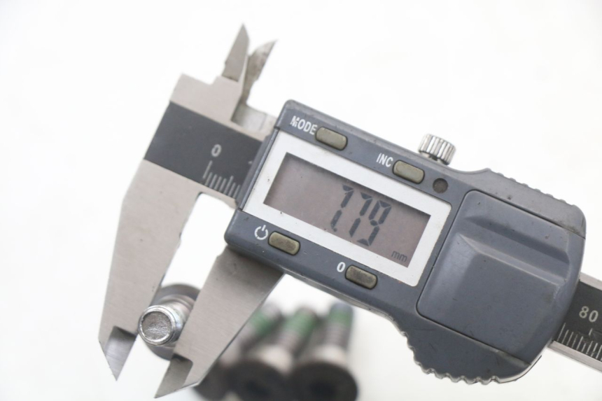 photo de BULLONE DEL DISCO DEL FRENO HONDA NES AROBASE 125 (2000 - 2003) - Altra angolazione