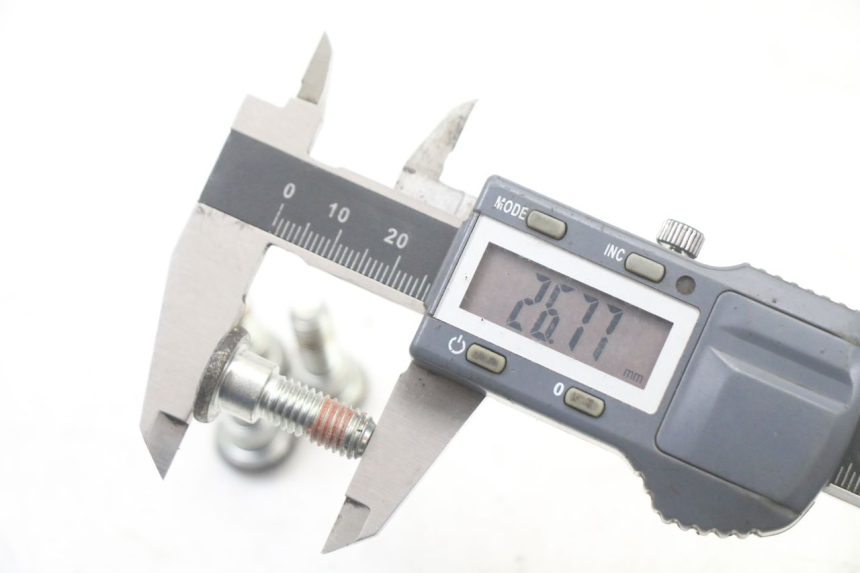 photo de BULLONE DEL DISCO DEL FRENO HONDA PCX (JF57/JF64) 125 (2014 - 2018) - Altra angolazione