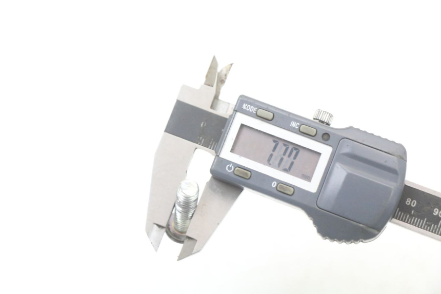 photo de BULLONE DEL DISCO DEL FRENO PEUGEOT KISBEE 2T 50 (2018 - 2022) - Primo piano tecnico