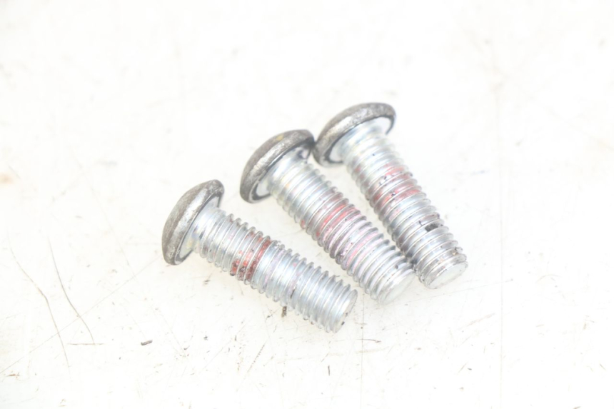 photo de VIS DISCO DEL FRENO PEUGEOT KISBEE 4T 50 (2018 - 2022) - Primo piano tecnico