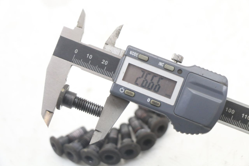 photo de BULLONE DEL DISCO DEL FRENO KYMCO X-TOWN XTOWN 125 (2016 - 2021) - Zoom sullo stato d'uso