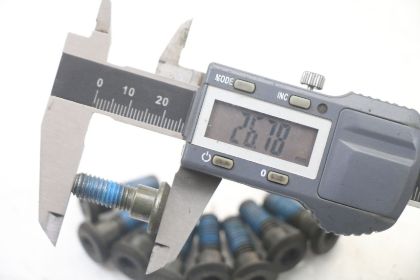 photo de BULLONE DEL DISCO DEL FRENO KYMCO XCITING 500 (2007 - 2010) - Zoom sullo stato d'uso