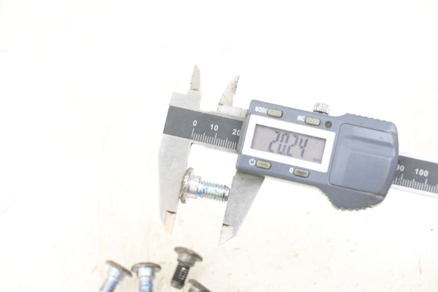 photo de BULLONE DEL DISCO DEL FRENO MASAI XL 50 (2012 - 2019) - Altra angolazione