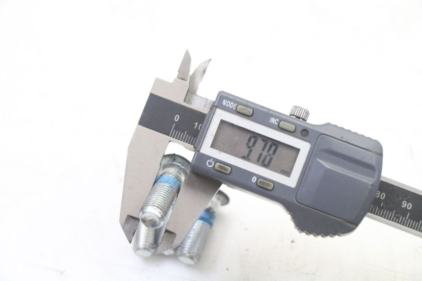 photo de BULLONE DEL DISCO DEL FRENO MBK BOOSTER SPIRIT NAKED 50 (2004 - 2017) - Primo piano tecnico