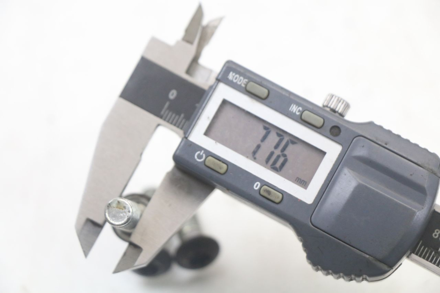 photo de BULLONE DEL DISCO DEL FRENO PEUGEOT KISBEE 2T 50 (2010 - 2017) - Primo piano tecnico