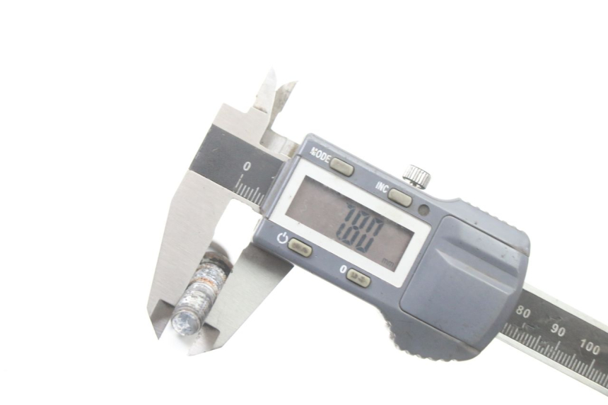 photo de VIS DISCO DEL FRENO PEUGEOT KISBEE 4T 50 (2018 - 2022) - Primo piano tecnico