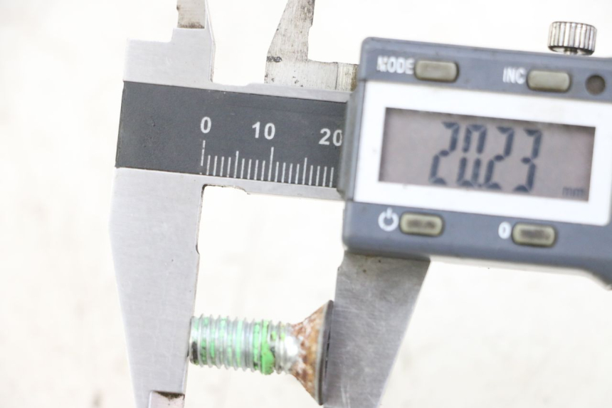 photo de VIS DISCO DEL FRENO PEUGEOT TKR TREKKER FURIOUS 50 (2005 - 2014) - Altra angolazione