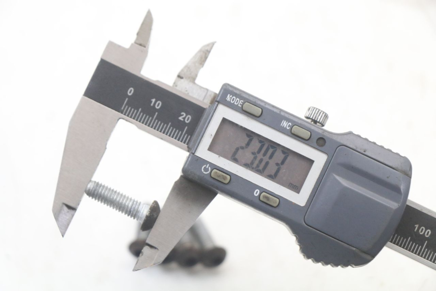 photo de BULLONE DEL DISCO DEL FRENO PIAGGIO NEW TYPHOON 50 (2010 - 2017) - Altra angolazione