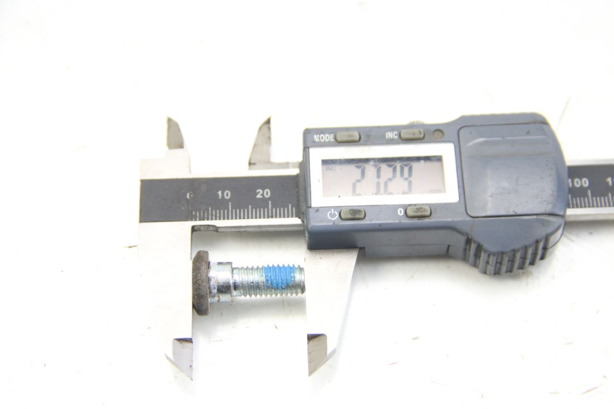 photo de VIS DISCO DEL FRENO DAELIM S3 125 (2010 - 2017) - Zoom sullo stato d'uso