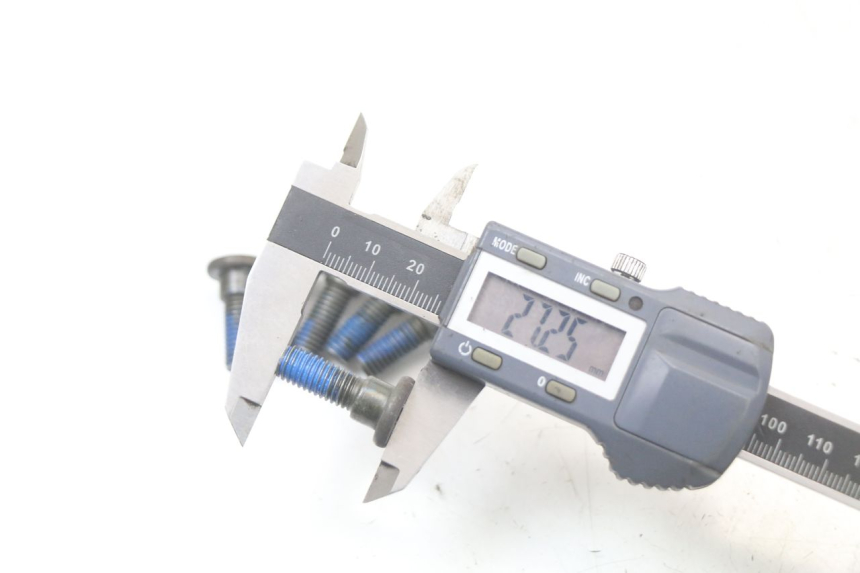 photo de BULLONE DEL DISCO DEL FRENO KYMCO SUPER 8 125 (2008 - 2015) - Altra angolazione