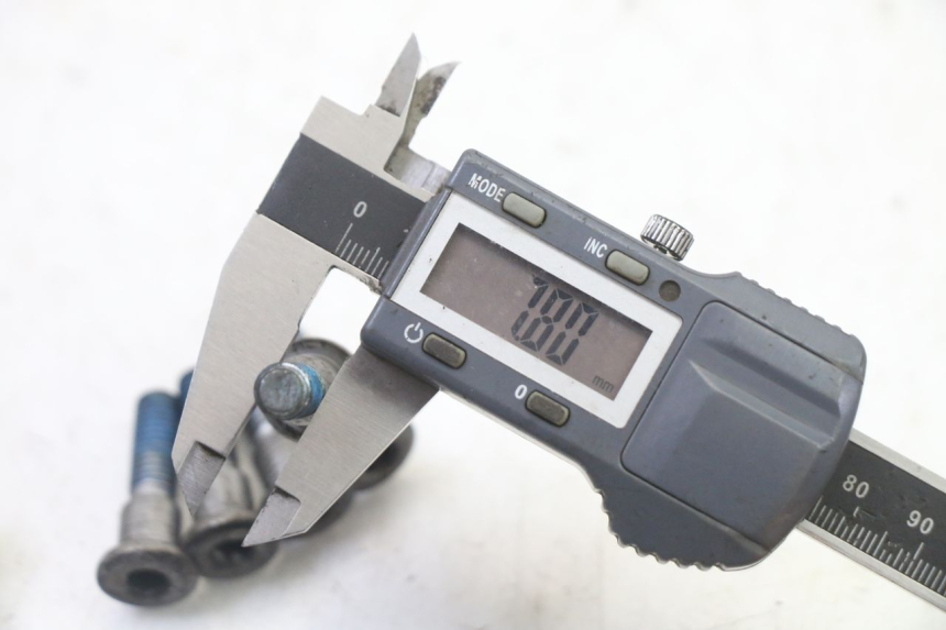 photo de VITE DISCO FRENANTE SUZUKI SV S 650 (2003 - 2009) - Vista d'insieme del prodotto