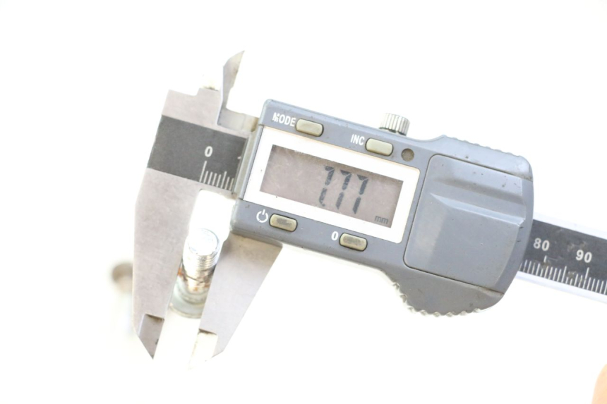 photo de BULLONE DEL DISCO DEL FRENO PEUGEOT V-CLIC VCLIC 50 (2007 - 2013) - Zoom sullo stato d'uso