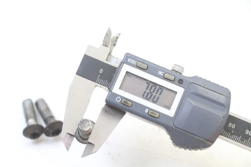 photo de BULLONE DEL DISCO DEL FRENO PEUGEOT VIVACITY NEW 2T 50 (2008 - 2017) - Primo piano tecnico