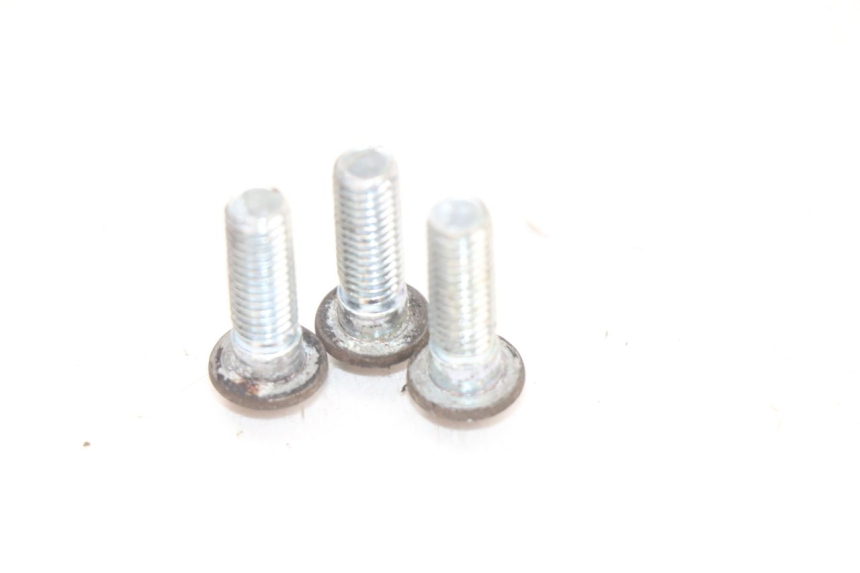 photo de BULLONE DEL DISCO DEL FRENO PEUGEOT VIVACITY NEW 4T 50 (2008 - 2017) - Zoom sullo stato d'uso