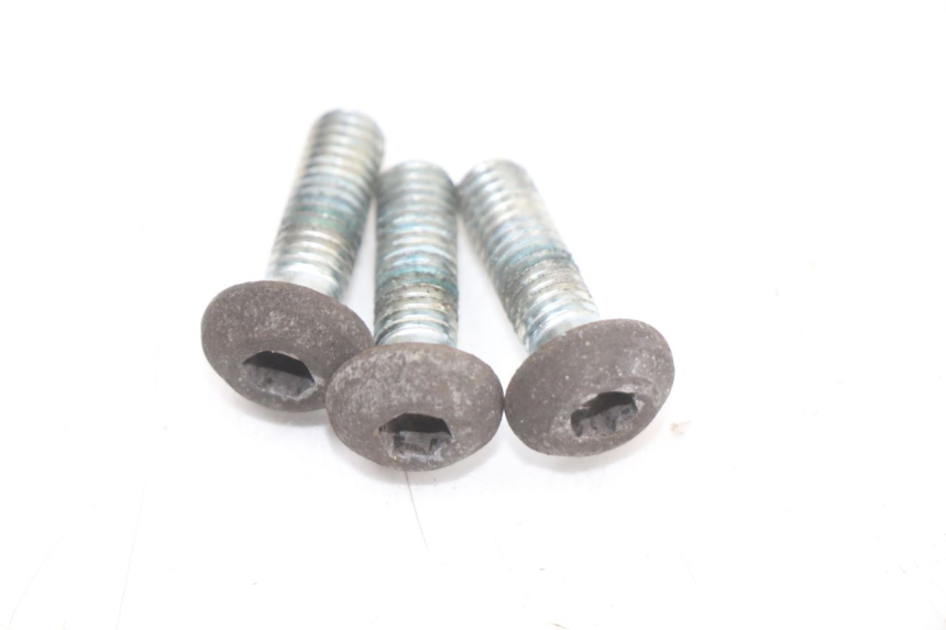 photo de BULLONE DEL DISCO DEL FRENO YAMAHA XMAX X-MAX ABS 125 (2017 - 2020) - Primo piano tecnico