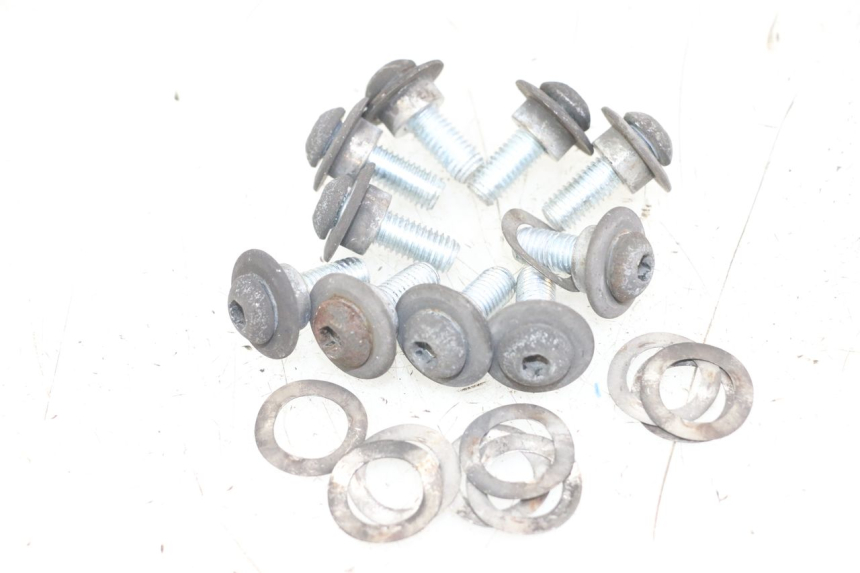 photo de VIS DISCO DEL FRENO PIAGGIO X10 125 (2012 - 2017) - Vista principale