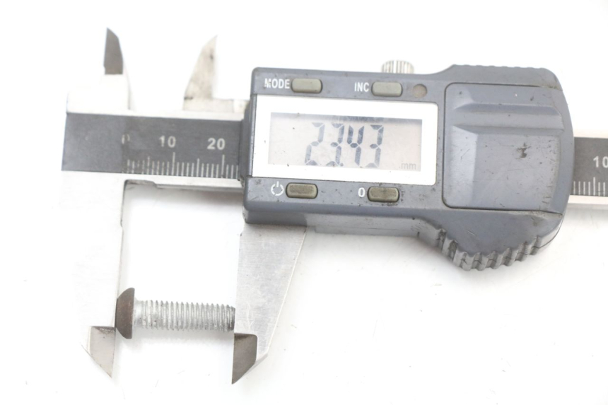 photo de VIS DISCO DEL FRENO PIAGGIO X8 125 (2004 - 2007) - Zoom sullo stato d'uso