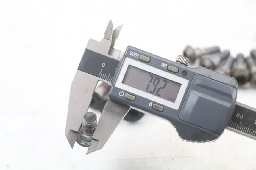 photo de BULLONE DEL DISCO DEL FRENO YAMAHA FZ1 FAZER 1000 (2007 - 2009) - Vista d'insieme del prodotto