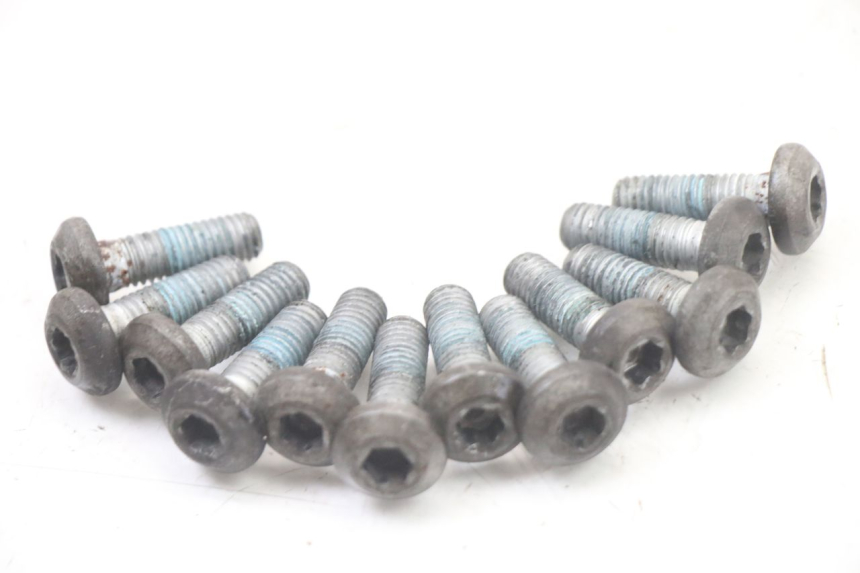 photo de BULLONE DEL DISCO DEL FRENO YAMAHA FZS FAZER 600 (2001 - 2003) - Dettaglio del componente