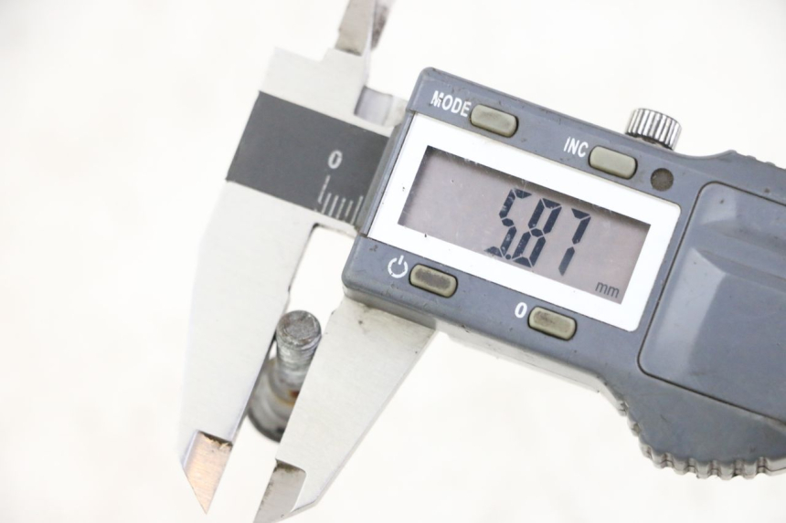 photo de BULLONE DEL DISCO DEL FRENO YAMAHA XJ6 600 (2008 - 2016) - Dettaglio del componente