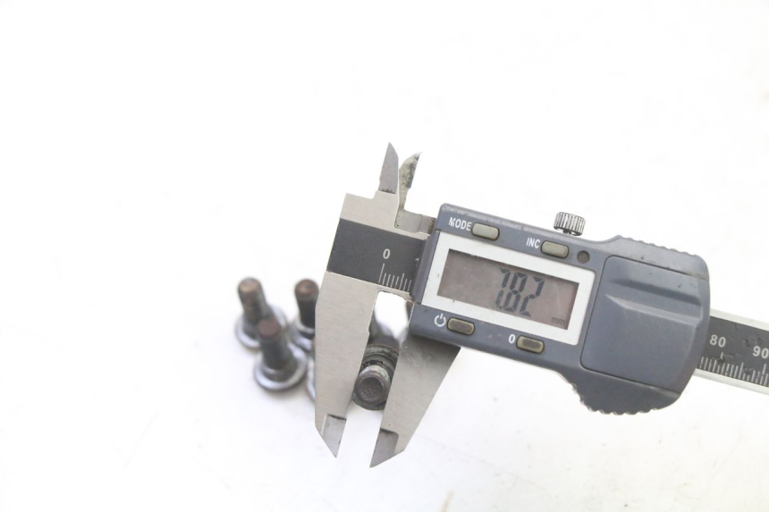 photo de BULLONE DEL DISCO DEL FRENO YAMAHA YFM BRUIN 350 (2003 - 2009) - Primo piano tecnico