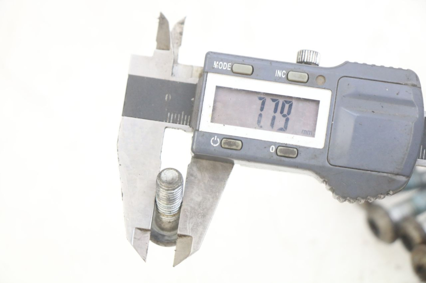 photo de VIS DISCO DEL FRENO YAMAHA YZF R THUNDERCAT 600 (1996 - 2003) - Zoom sullo stato d'uso